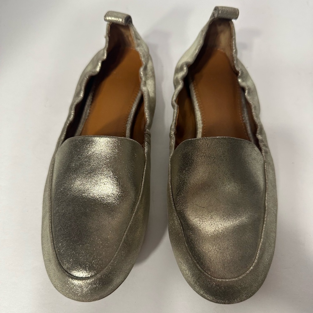 SARTO Silver Women's  loafers size 7 pre owned Exellent condition